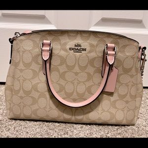 - Beautiful Brand New Coach Sig Sage Carryall , Khaki/light pink